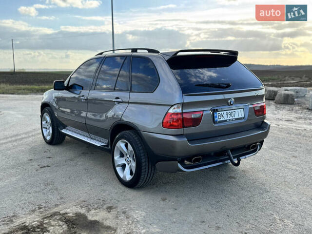Серый БМВ Х5, объемом двигателя 3 л и пробегом 310 тыс. км за 12100 $, фото 5 на Automoto.ua