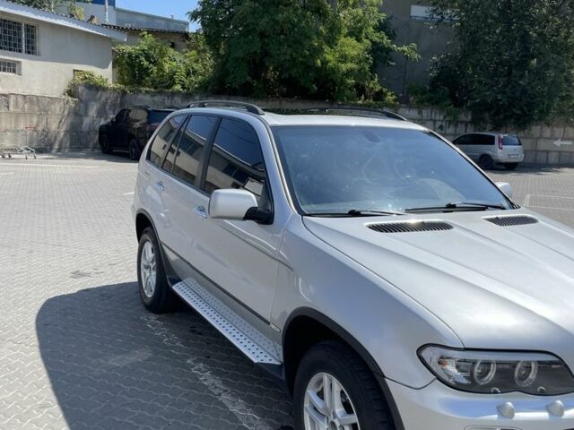 Сірий БМВ Х5, об'ємом двигуна 3 л та пробігом 280 тис. км за 13000 $, фото 1 на Automoto.ua