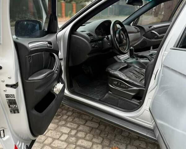 Сірий БМВ Х5, об'ємом двигуна 2.99 л та пробігом 407 тис. км за 9999 $, фото 20 на Automoto.ua