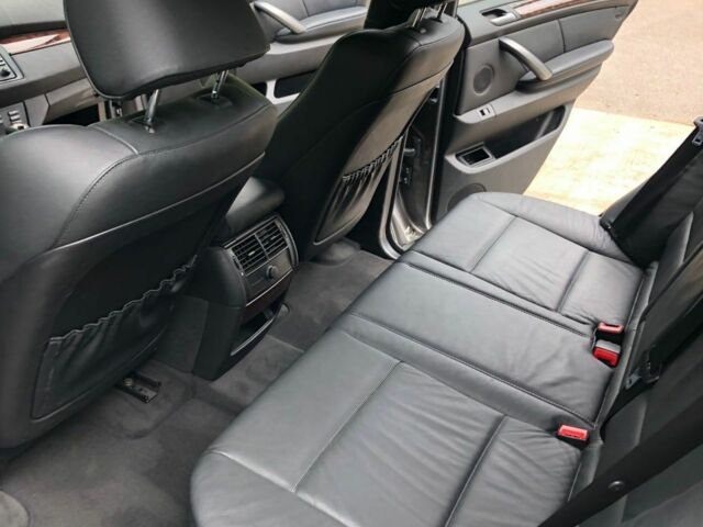 Сірий БМВ Х5, об'ємом двигуна 3 л та пробігом 177 тис. км за 5205 $, фото 3 на Automoto.ua