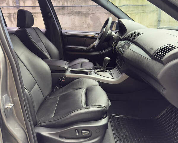 Серый БМВ Х5, объемом двигателя 3 л и пробегом 355 тыс. км за 11999 $, фото 13 на Automoto.ua