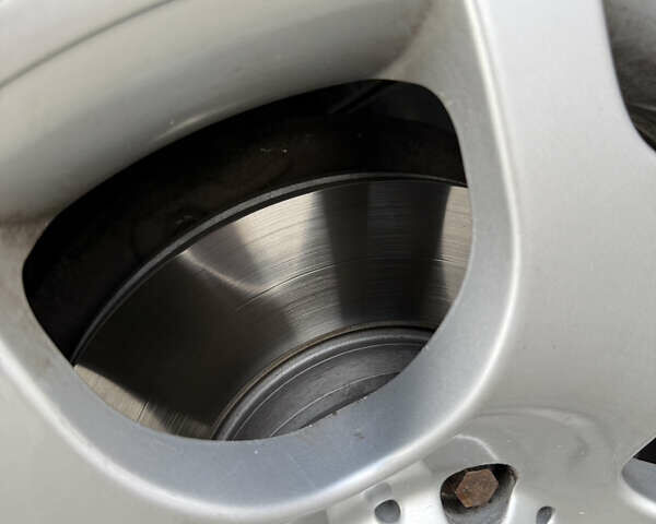 Серый БМВ Х5, объемом двигателя 2.99 л и пробегом 470 тыс. км за 7233 $, фото 12 на Automoto.ua