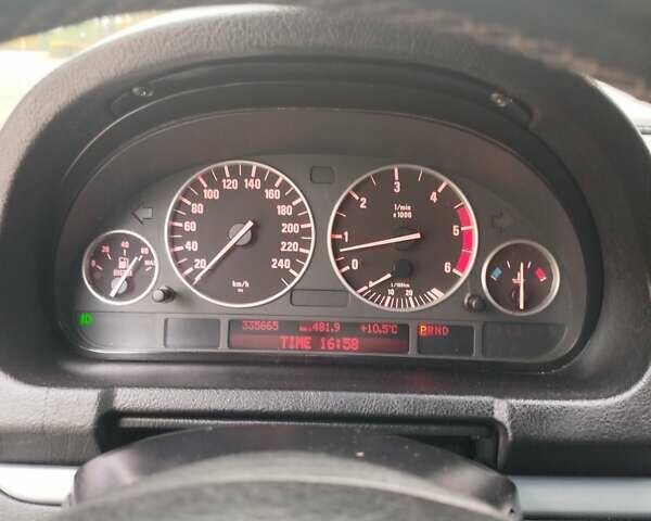 Серый БМВ Х5, объемом двигателя 3 л и пробегом 336 тыс. км за 13000 $, фото 15 на Automoto.ua