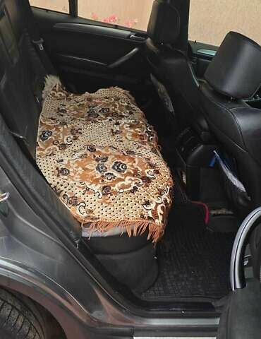 Сірий БМВ Х5, об'ємом двигуна 3 л та пробігом 374 тис. км за 11500 $, фото 5 на Automoto.ua