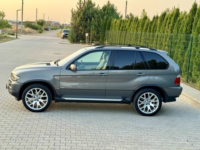 Серый БМВ Х5, объемом двигателя 3 л и пробегом 241 тыс. км за 9900 $, фото 3 на Automoto.ua