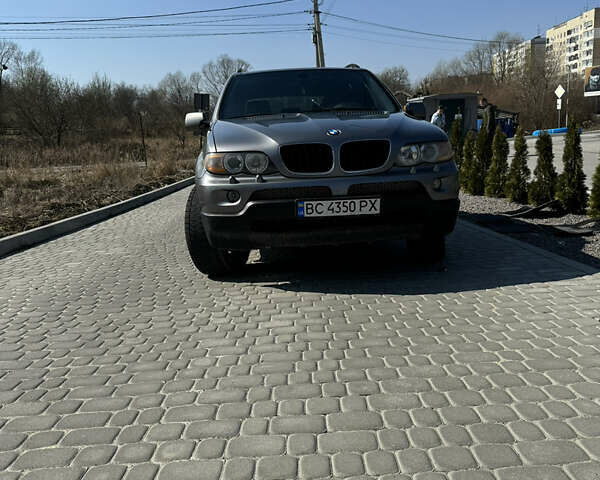 Сірий БМВ Х5, об'ємом двигуна 3 л та пробігом 382 тис. км за 9300 $, фото 1 на Automoto.ua