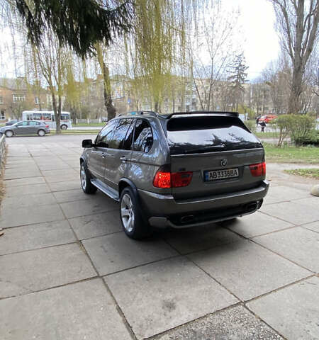 Серый БМВ Х5, объемом двигателя 3 л и пробегом 378 тыс. км за 16000 $, фото 25 на Automoto.ua