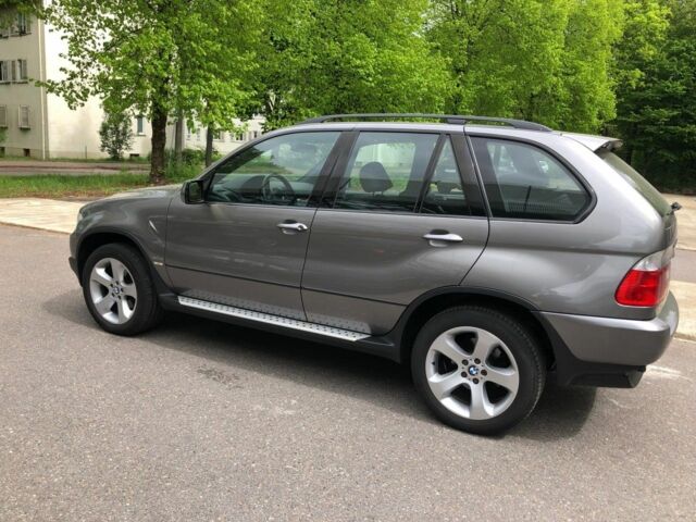Сірий БМВ Х5, об'ємом двигуна 3 л та пробігом 177 тис. км за 5205 $, фото 17 на Automoto.ua