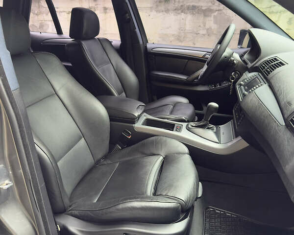 Серый БМВ Х5, объемом двигателя 3 л и пробегом 355 тыс. км за 11999 $, фото 14 на Automoto.ua