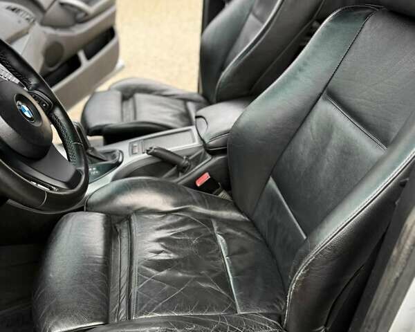 Сірий БМВ Х5, об'ємом двигуна 2.99 л та пробігом 407 тис. км за 9999 $, фото 41 на Automoto.ua