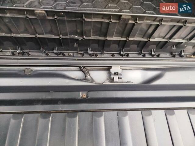 Серый БМВ Х5, объемом двигателя 3 л и пробегом 336 тыс. км за 13000 $, фото 31 на Automoto.ua