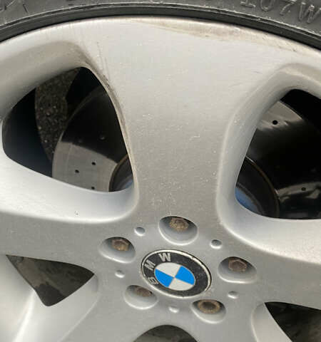 Серый БМВ Х5, объемом двигателя 3 л и пробегом 378 тыс. км за 16000 $, фото 33 на Automoto.ua