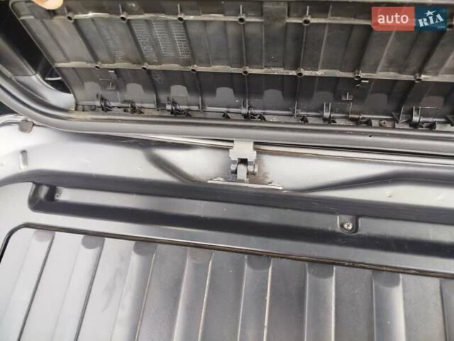 Серый БМВ Х5, объемом двигателя 3 л и пробегом 336 тыс. км за 13000 $, фото 28 на Automoto.ua