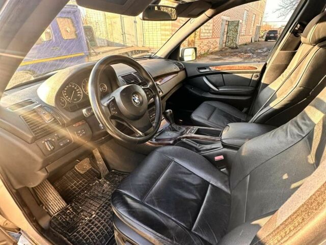Серый БМВ Х5, объемом двигателя 3 л и пробегом 350 тыс. км за 5700 $, фото 4 на Automoto.ua