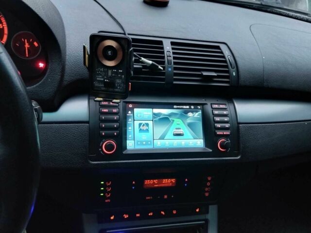 Сірий БМВ Х5, об'ємом двигуна 3 л та пробігом 328 тис. км за 5700 $, фото 1 на Automoto.ua