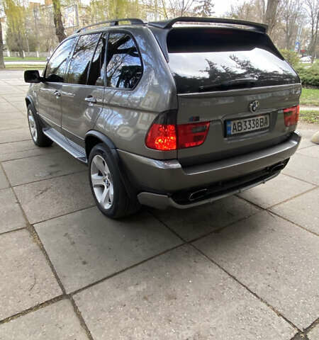 Серый БМВ Х5, объемом двигателя 3 л и пробегом 378 тыс. км за 16000 $, фото 26 на Automoto.ua