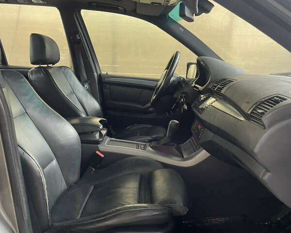 Серый БМВ Х5, объемом двигателя 0 л и пробегом 340 тыс. км за 5200 $, фото 14 на Automoto.ua