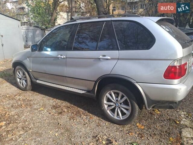 Серый БМВ Х5, объемом двигателя 3 л и пробегом 252 тыс. км за 12800 $, фото 9 на Automoto.ua