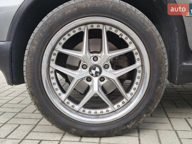 Серый БМВ Х5, объемом двигателя 3 л и пробегом 592 тыс. км за 10500 $, фото 6 на Automoto.ua