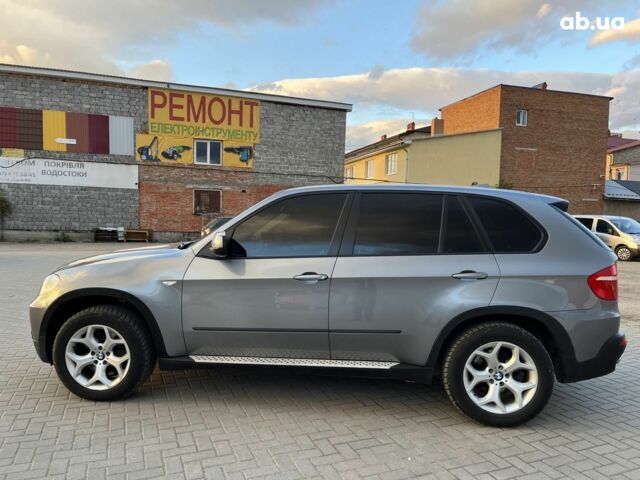 Серый БМВ Х5, объемом двигателя 3 л и пробегом 246 тыс. км за 12800 $, фото 1 на Automoto.ua