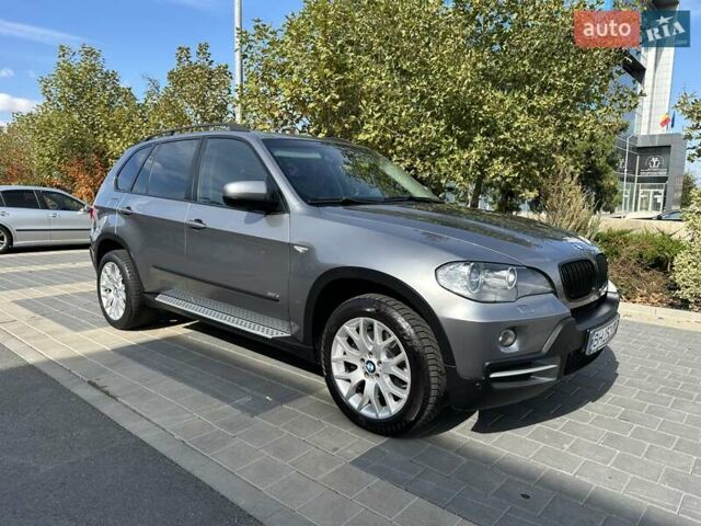 Серый БМВ Х5, объемом двигателя 3 л и пробегом 307 тыс. км за 15900 $, фото 27 на Automoto.ua