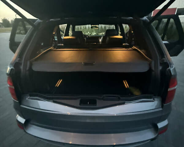 Сірий БМВ Х5, об'ємом двигуна 3 л та пробігом 274 тис. км за 16300 $, фото 51 на Automoto.ua