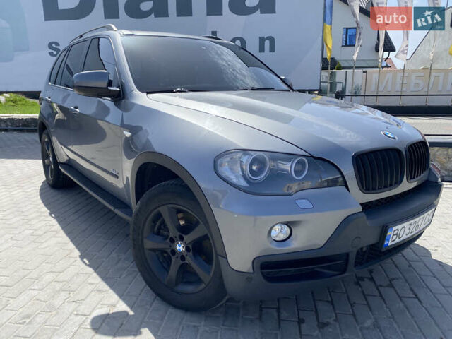 Серый БМВ Х5, объемом двигателя 3 л и пробегом 271 тыс. км за 13800 $, фото 1 на Automoto.ua