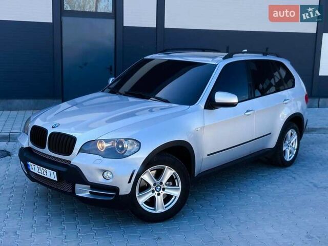 Серый БМВ Х5, объемом двигателя 3 л и пробегом 326 тыс. км за 11750 $, фото 1 на Automoto.ua