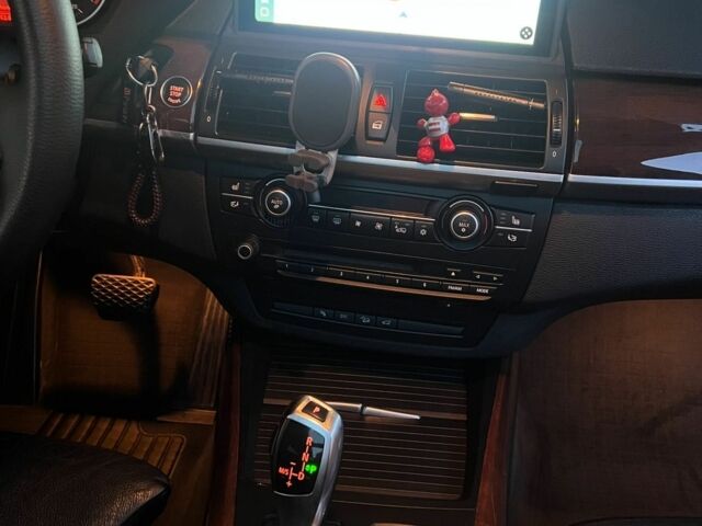 БМВ Х5 2007 в Черновцах на Automoto.ua Серый БМВ Х5, объемом двигателя 3 л и пробегом 305 тыс. км за 14198 $, фото 15 на Automoto.ua