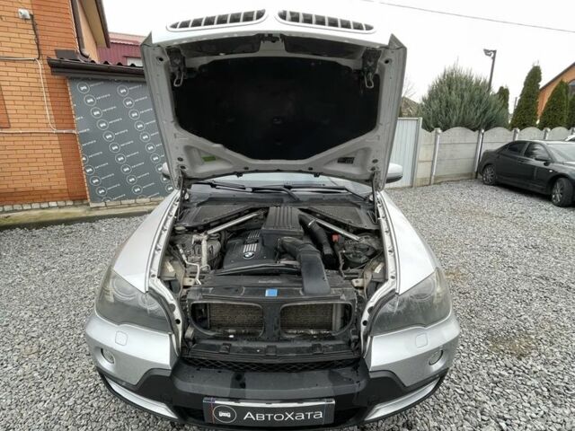 Серый БМВ Х5, объемом двигателя 3 л и пробегом 274 тыс. км за 9600 $, фото 7 на Automoto.ua