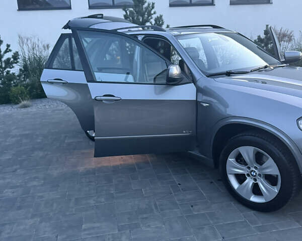 Сірий БМВ Х5, об'ємом двигуна 3 л та пробігом 274 тис. км за 16300 $, фото 45 на Automoto.ua