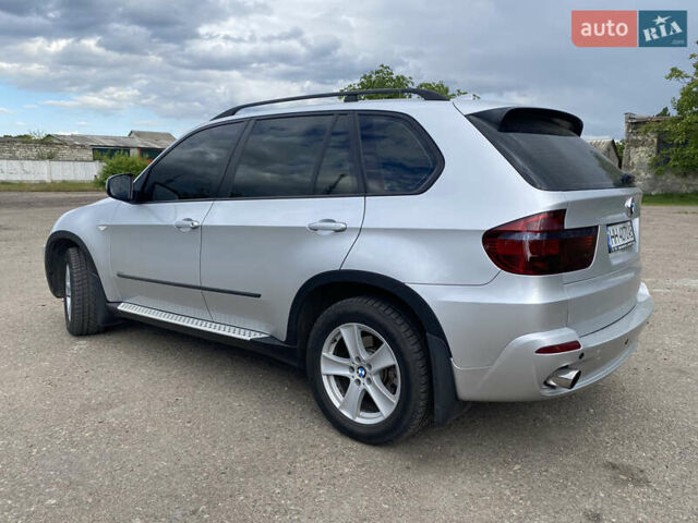 Серый БМВ Х5, объемом двигателя 3 л и пробегом 237 тыс. км за 13700 $, фото 6 на Automoto.ua