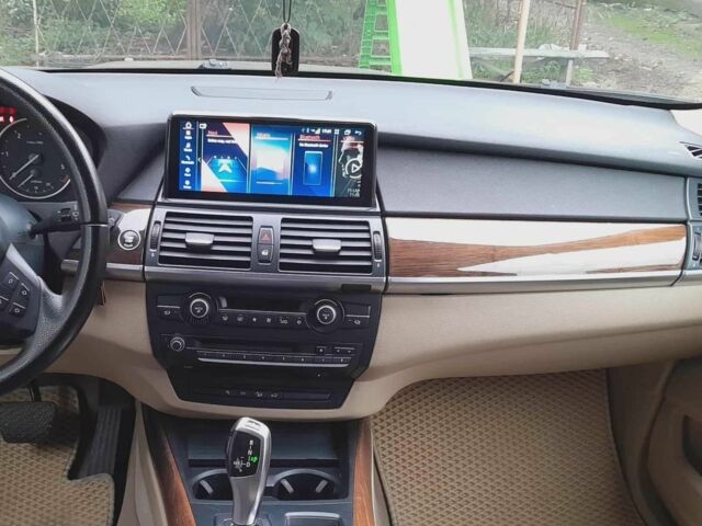 Серый БМВ Х5, объемом двигателя 3 л и пробегом 450 тыс. км за 12500 $, фото 17 на Automoto.ua