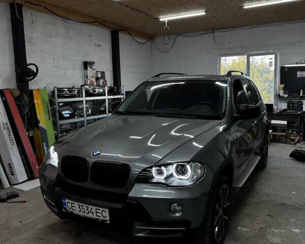 Серый БМВ Х5, объемом двигателя 3 л и пробегом 305 тыс. км за 14115 $, фото 1 на Automoto.ua