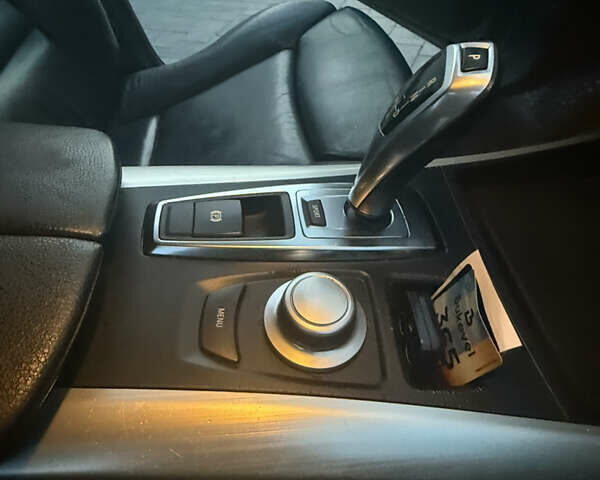 Сірий БМВ Х5, об'ємом двигуна 3 л та пробігом 274 тис. км за 16300 $, фото 42 на Automoto.ua