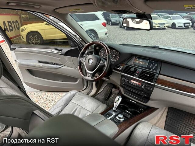 Серый БМВ Х5, объемом двигателя 4.8 л и пробегом 200 тыс. км за 13500 $, фото 8 на Automoto.ua