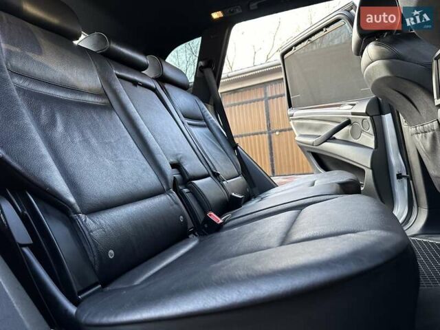 Серый БМВ Х5, объемом двигателя 3 л и пробегом 266 тыс. км за 11999 $, фото 62 на Automoto.ua