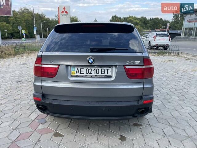 Серый БМВ Х5, объемом двигателя 3 л и пробегом 273 тыс. км за 10900 $, фото 5 на Automoto.ua