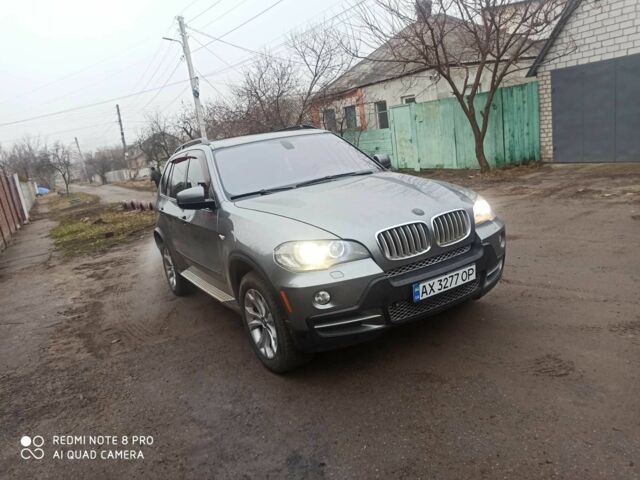 Серый БМВ Х5, объемом двигателя 4.8 л и пробегом 296 тыс. км за 12000 $, фото 1 на Automoto.ua