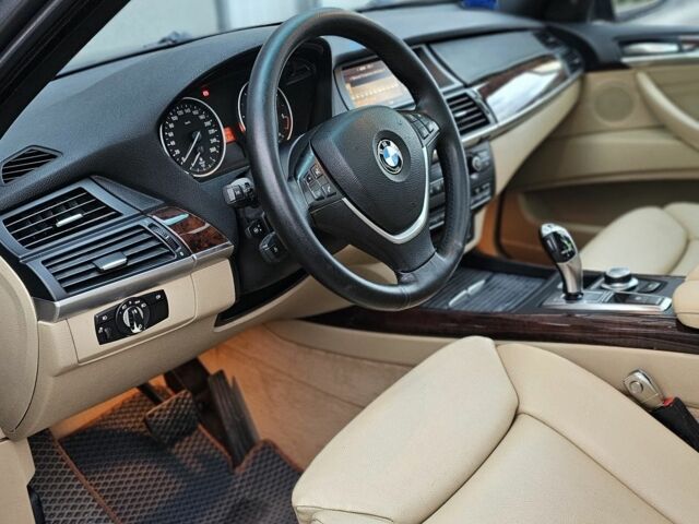 БМВ Х5 2007 в Хусте на Automoto.ua Серый БМВ Х5, объемом двигателя 3 л и пробегом 291 тыс. км за 12700 $, фото 8 на Automoto.ua