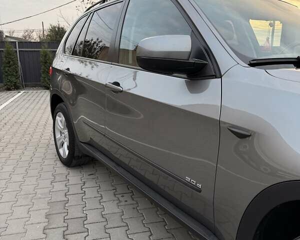 БМВ Х5 2007 в Ровно на Automoto.ua Серый БМВ Х5, объемом двигателя 2.99 л и пробегом 262 тыс. км за 14999 $, фото 12 на Automoto.ua