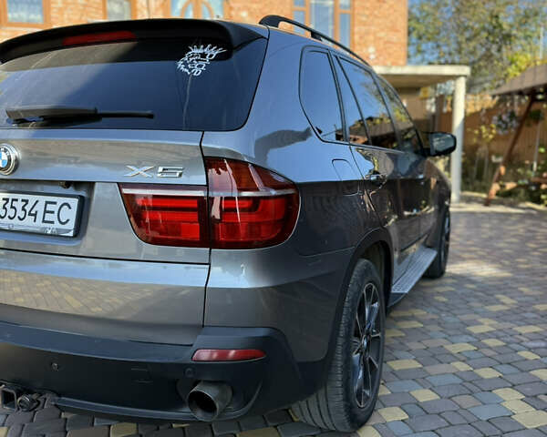 Серый БМВ Х5, объемом двигателя 3 л и пробегом 305 тыс. км за 14115 $, фото 12 на Automoto.ua