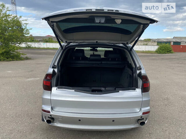 Серый БМВ Х5, объемом двигателя 3 л и пробегом 237 тыс. км за 13700 $, фото 10 на Automoto.ua