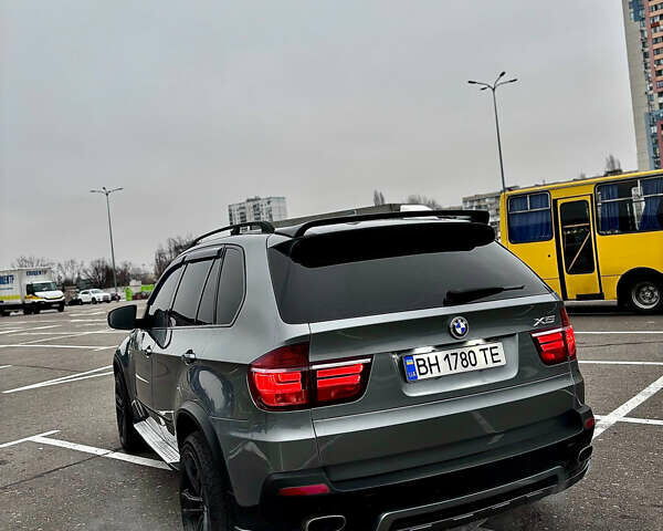Серый БМВ Х5, объемом двигателя 4.8 л и пробегом 333 тыс. км за 11200 $, фото 9 на Automoto.ua