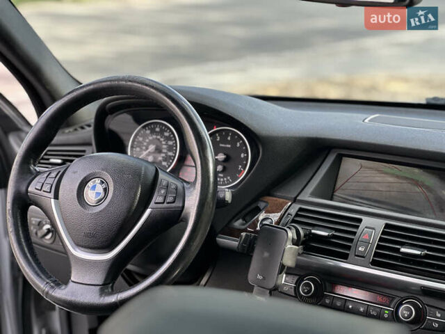 Сірий БМВ Х5, об'ємом двигуна 3 л та пробігом 230 тис. км за 10800 $, фото 10 на Automoto.ua