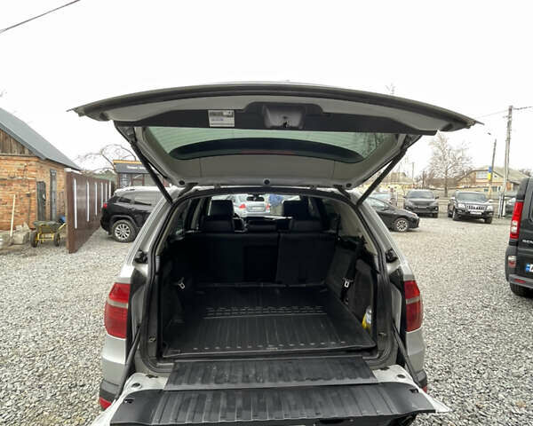 Серый БМВ Х5, объемом двигателя 2.98 л и пробегом 274 тыс. км за 9600 $, фото 6 на Automoto.ua