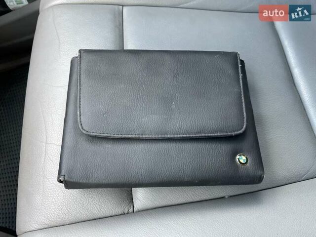 Серый БМВ Х5, объемом двигателя 3 л и пробегом 273 тыс. км за 10900 $, фото 16 на Automoto.ua
