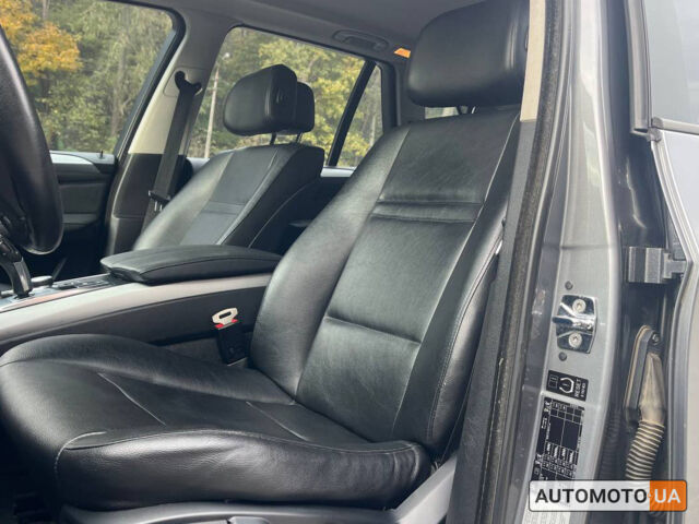 Сірий БМВ Х5, об'ємом двигуна 3 л та пробігом 175 тис. км за 12600 $, фото 8 на Automoto.ua