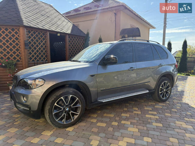 Серый БМВ Х5, объемом двигателя 3 л и пробегом 305 тыс. км за 14115 $, фото 13 на Automoto.ua