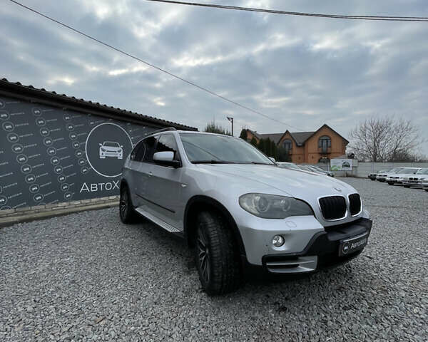 Серый БМВ Х5, объемом двигателя 2.98 л и пробегом 274 тыс. км за 9600 $, фото 1 на Automoto.ua